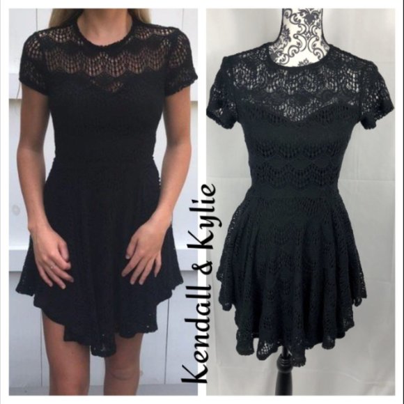 Kendall & Kylie Dresses & Skirts - Kendall & Kylie Black Lace Cap Sleeve Flare Dress